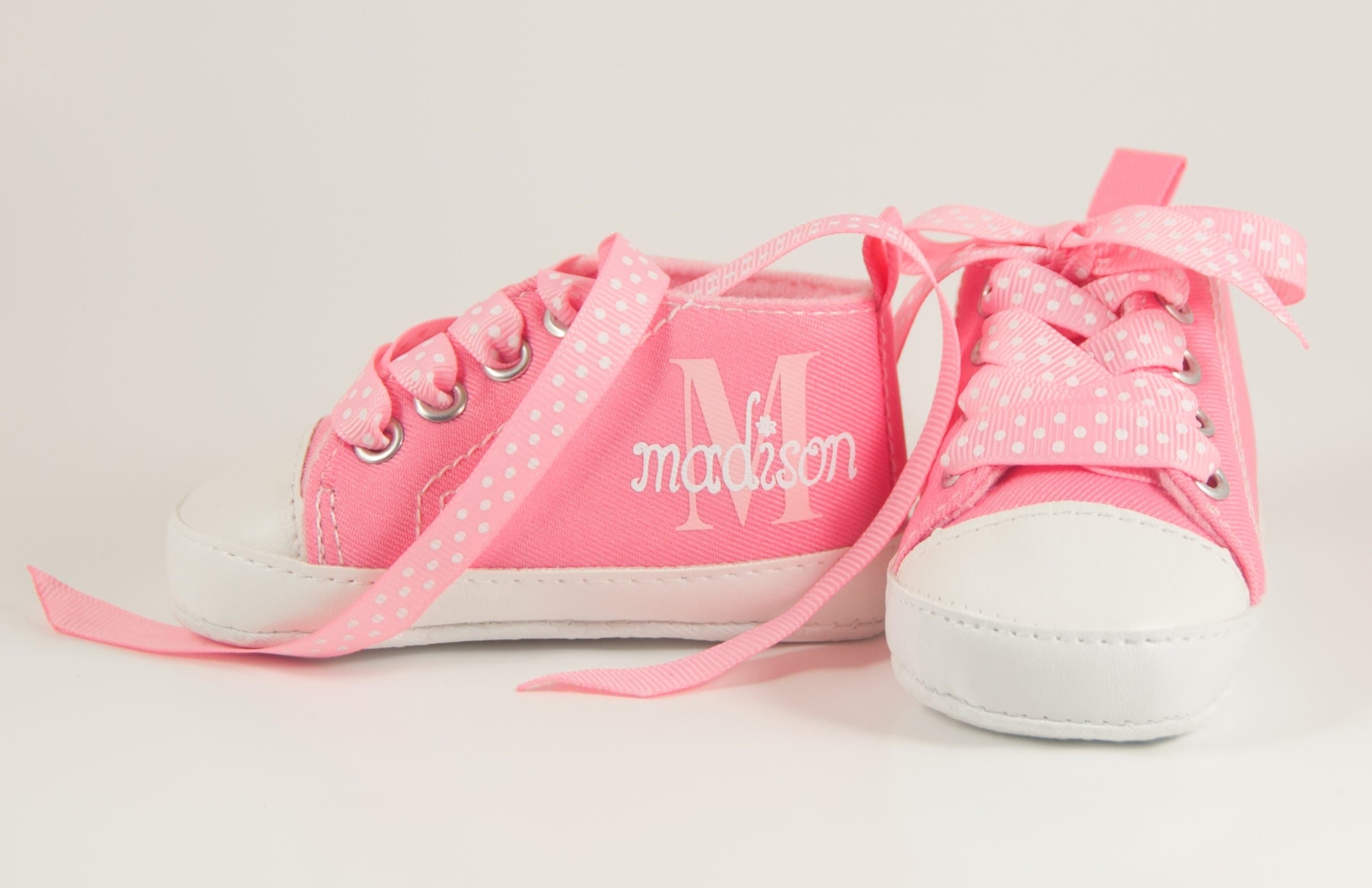 Baby Girl Sneakers, baby shower gift, first birthday outfit, baby outfit, newborn outfit, Baby Girl Shoes, 1st birthday gift